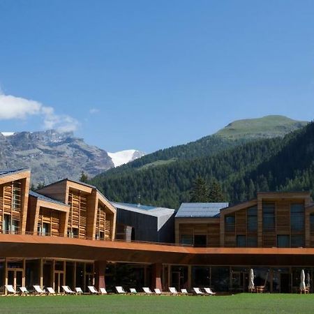 campZero Active Luxury Resort Champoluc Exterior foto